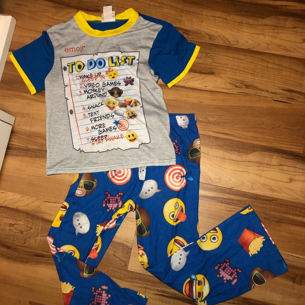 Emoji pajama set